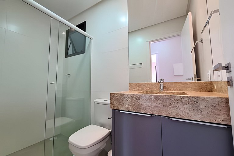 L037 | Recanto dos Girassóis 302 apto com piscina