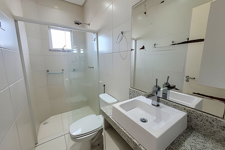 L147 | Elegance Iluminion apartamento em Bombas
