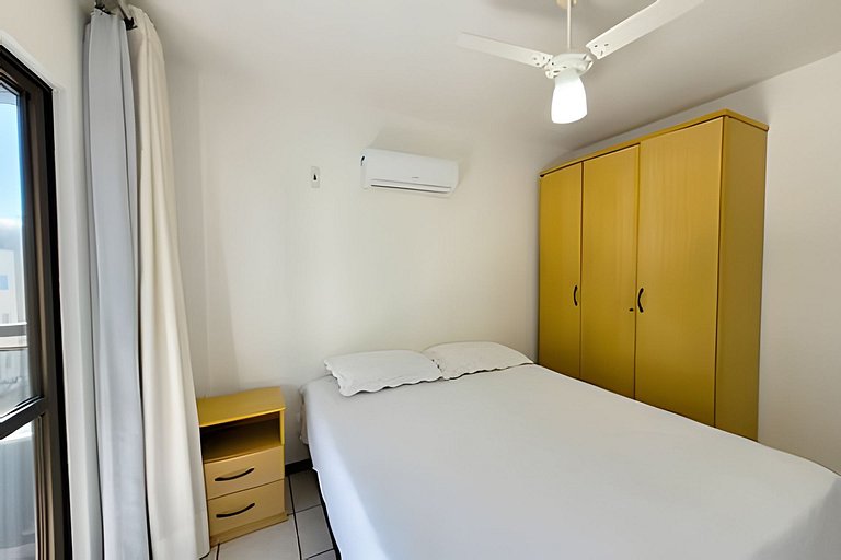 L168 - Apartamento na segunda quadra da praia