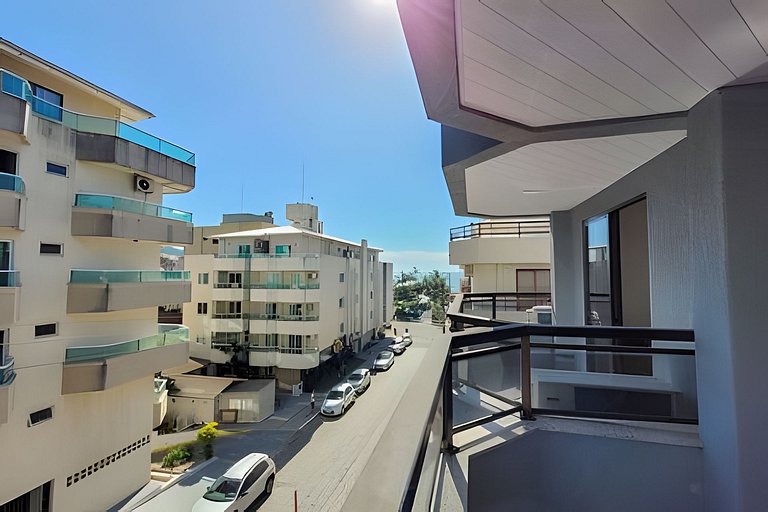 L168 - Apartamento na segunda quadra da praia