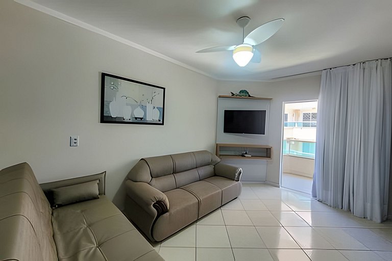L161 - Apartamento na avenida para 7 pessoas