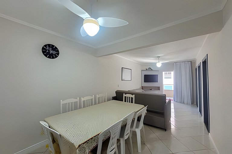 L161 - Apartamento na avenida para 7 pessoas