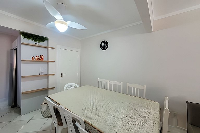 L161 - Apartamento na avenida para 7 pessoas