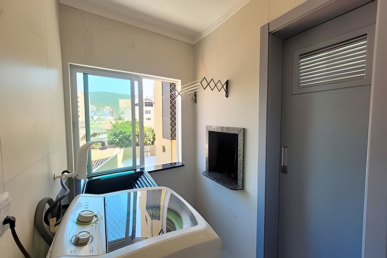 L161 - Apartamento na avenida para 7 pessoas