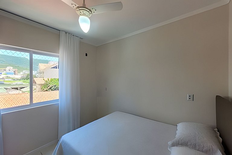 L161 - Apartamento na avenida para 7 pessoas