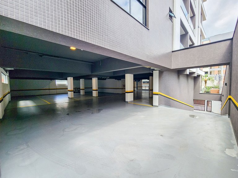 L020 | Villa Francione 202 apto amplo em Bombas