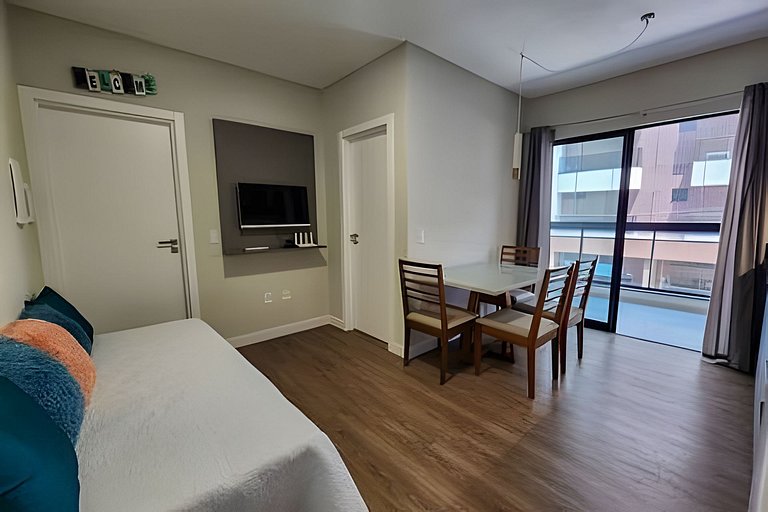 L020 | Villa Francione 202 apto amplo em Bombas