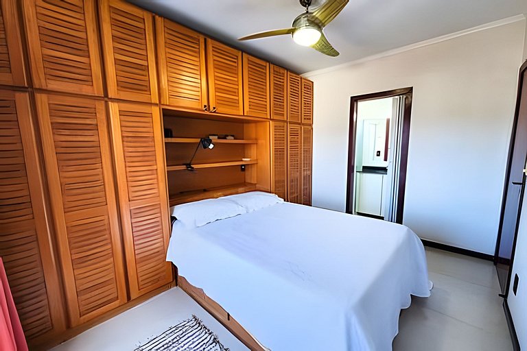 L049 | Shangrilá 306 apto perto da praia Bombas