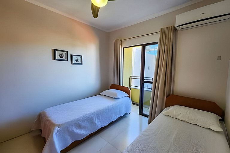 L049 | Shangrilá 306 apto perto da praia Bombas