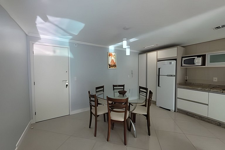 L137 | Apartamento 2 quartos na praia de Bombas