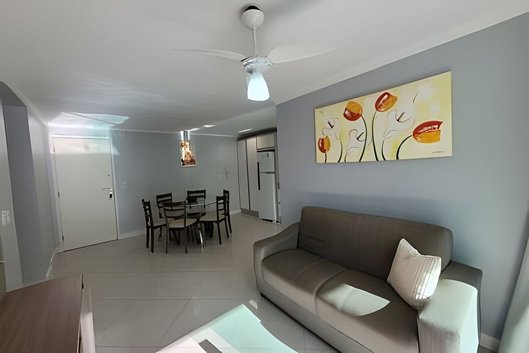 L137 | Apartamento 2 quartos na praia de Bombas