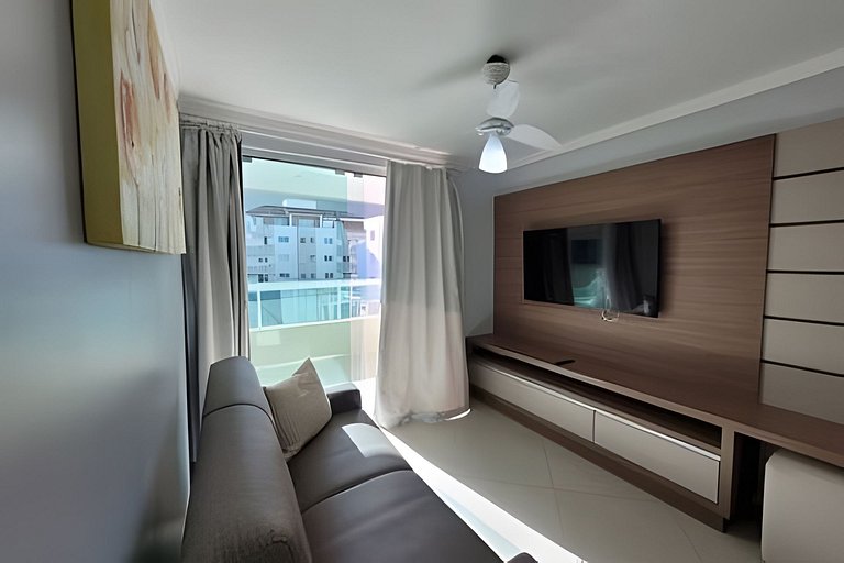 L137 | Apartamento 2 quartos na praia de Bombas