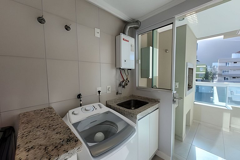 L137 | Apartamento 2 quartos na praia de Bombas