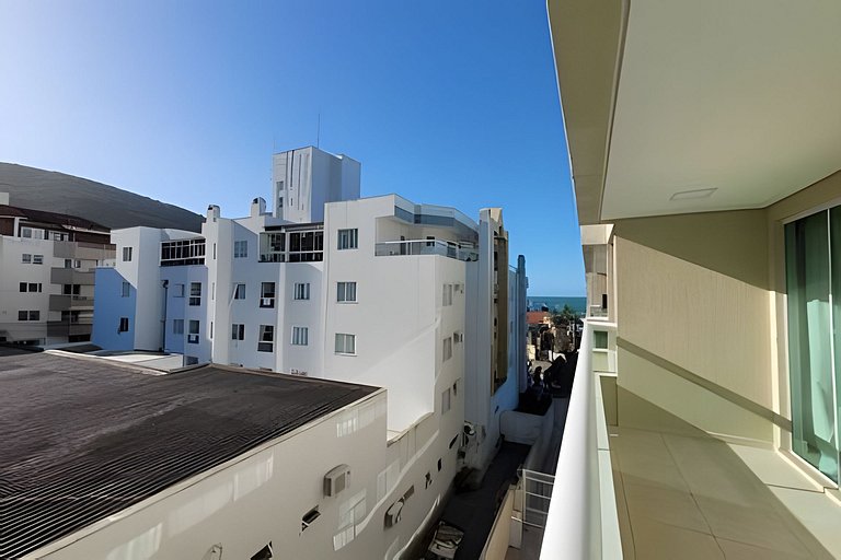 L137 | Apartamento 2 quartos na praia de Bombas