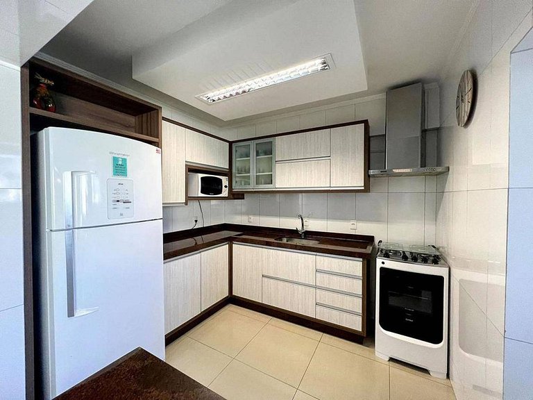 L030 | Cobertura Duplex com Piscina a 60m do Mar