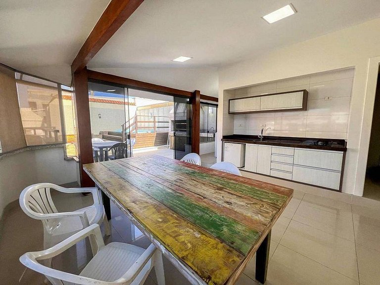 L030 | Cobertura Duplex com Piscina a 60m do Mar