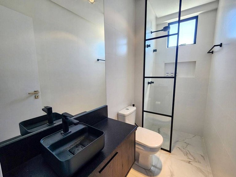 L032 | Apartamento com Vista para o Mar