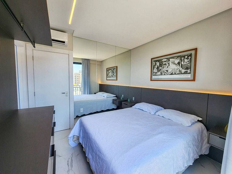 L032 | Apartamento com Vista para o Mar