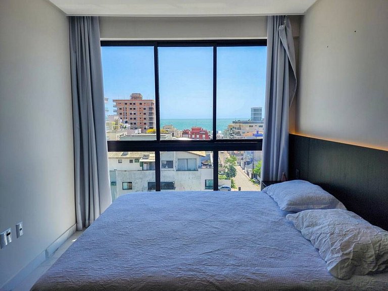 L032 | Apartamento com Vista para o Mar