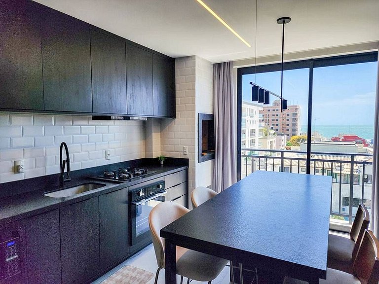 L032 | Apartamento com Vista para o Mar