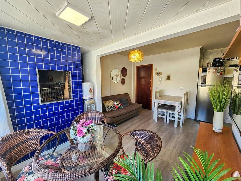 L033 | Apartamento c/ Churrasqueira Perto da Praia