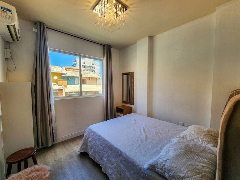 L033 | Apartamento c/ Churrasqueira Perto da Praia