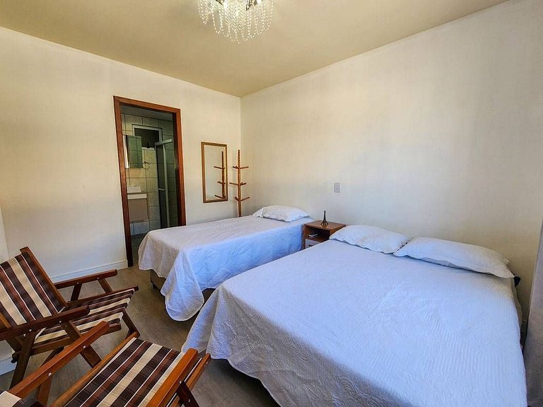 L033 | Apartamento c/ Churrasqueira Perto da Praia