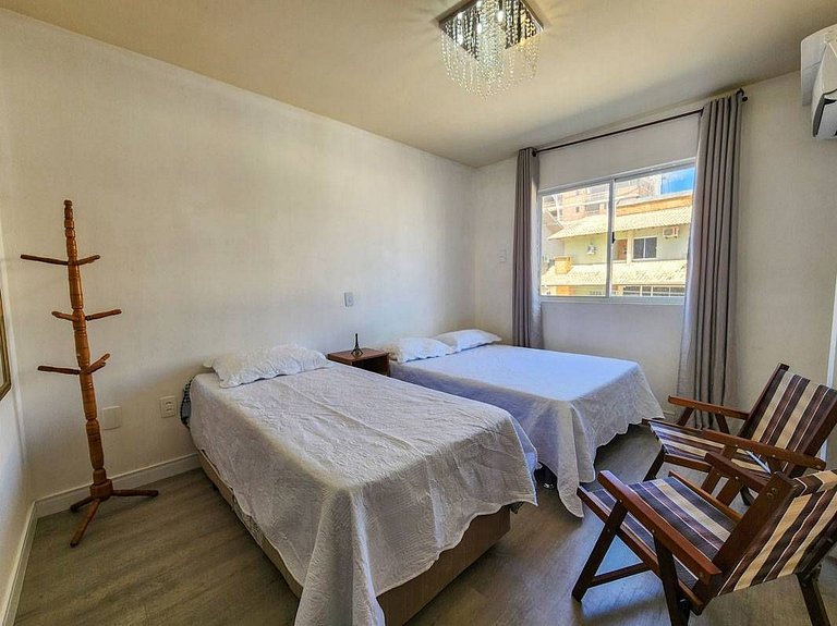 L033 | Apartamento c/ Churrasqueira Perto da Praia