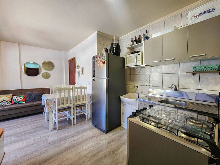 L033 | Apartamento c/ Churrasqueira Perto da Praia