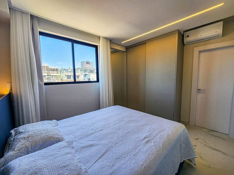 L042 | Apartamento com vista para o mar em Bombas.
