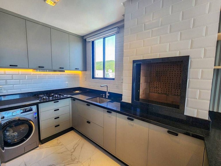 L042 | Apartamento com vista para o mar em Bombas.