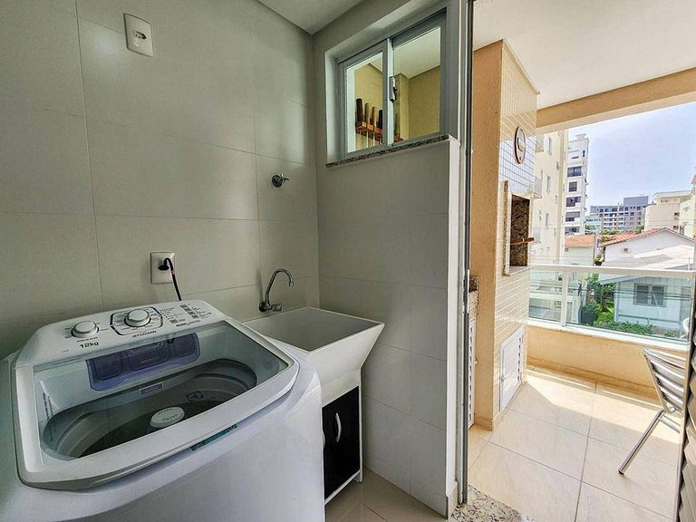 L047 | Apartamento a 300 metros da praia em Bombas