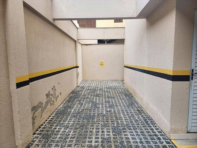 L047 | Apartamento a 300 metros da praia em Bombas