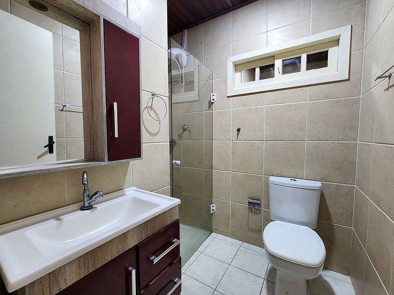 L056 | Apartamento com 3 dormitórios a 250m do mar