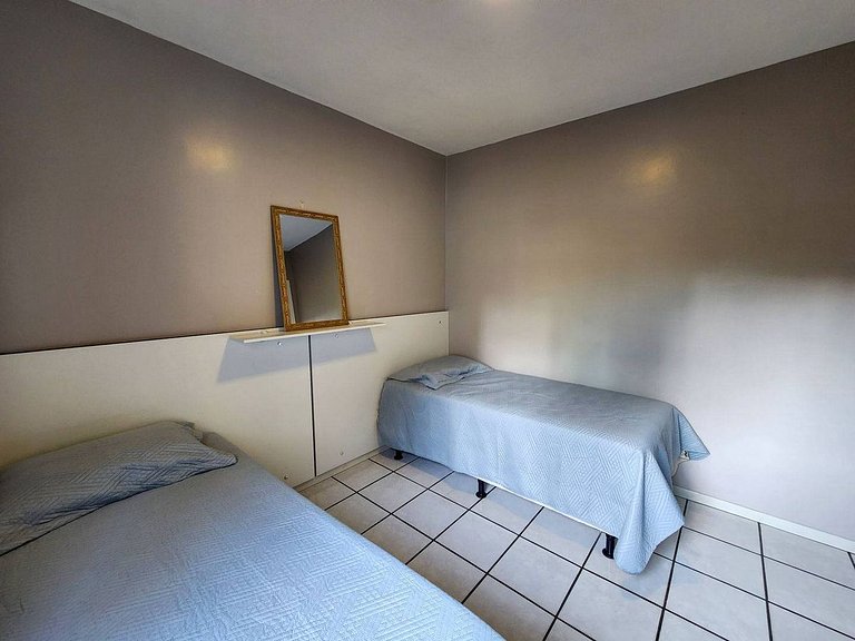 L065 | Apartamento a 130m da praia.