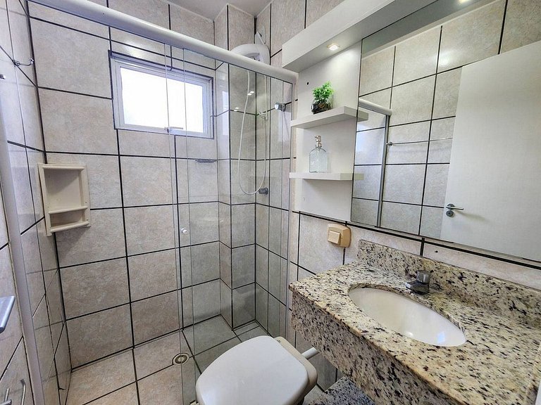L065 | Apartamento a 130m da praia.