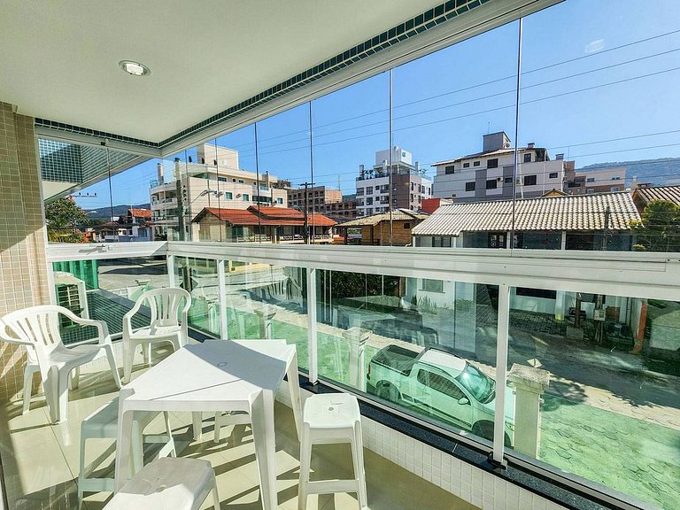 L070 | Apartamento a 250 metros da praia