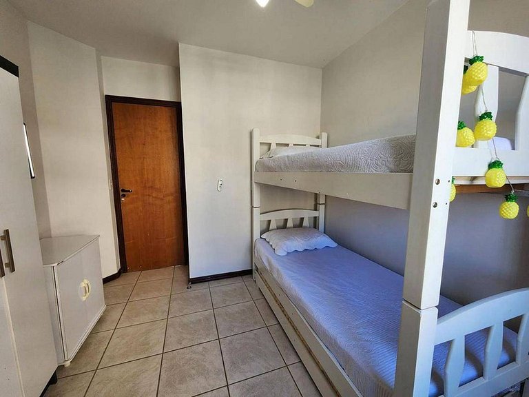 L073 | Apartamento térreo a 250 metros da praia