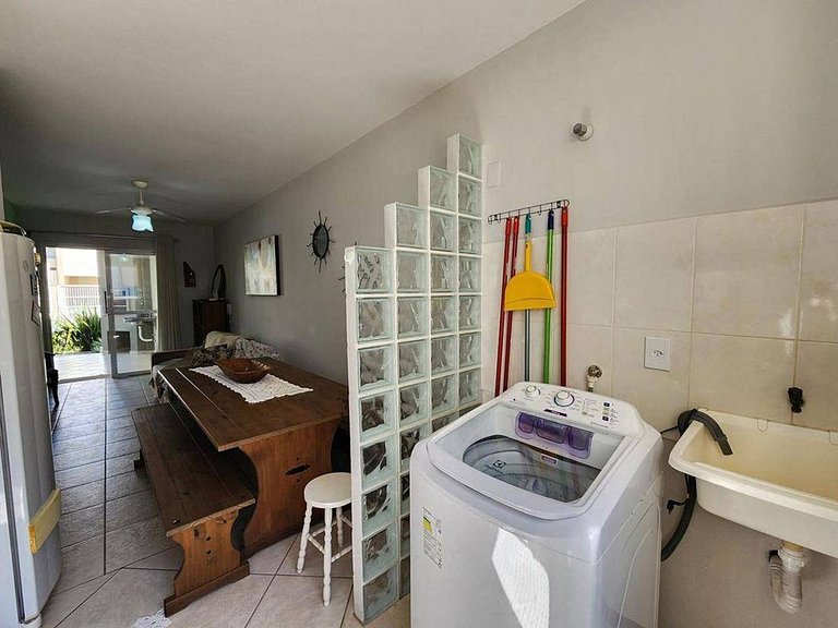 L073 | Apartamento térreo a 250 metros da praia