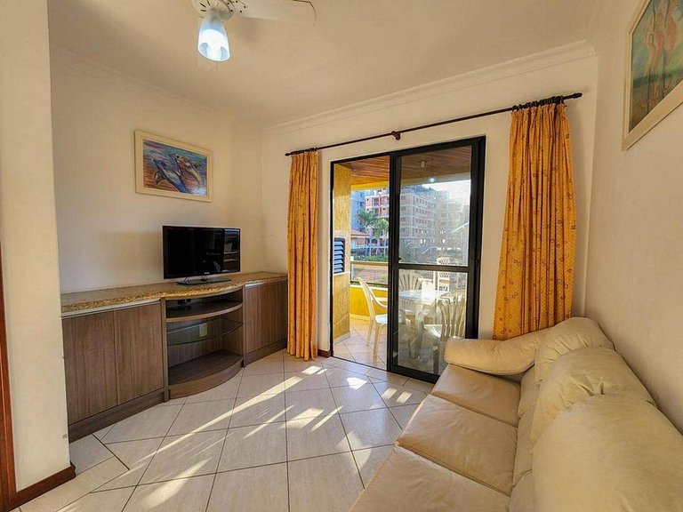 L083 | Apartamento com vista ao mar a 80m da praia