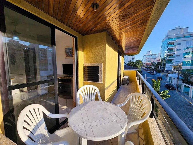 L083 | Apartamento com vista ao mar a 80m da praia
