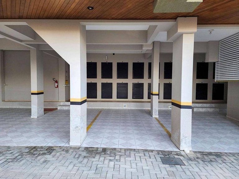 L083 | Apartamento com vista ao mar a 80m da praia