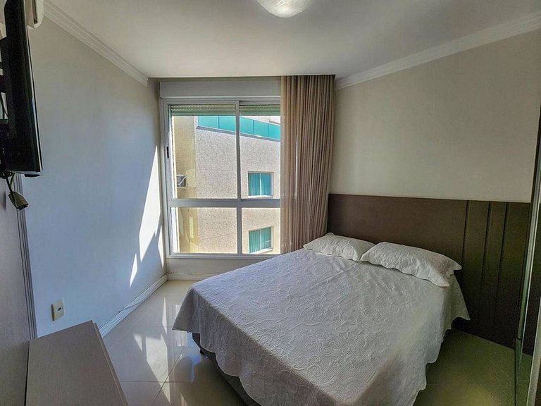 L098 | Cobertura duplex com jacuzzi e vista ao mar