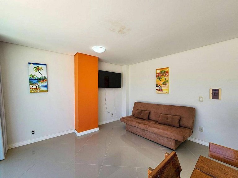 L098 | Cobertura duplex com jacuzzi e vista ao mar