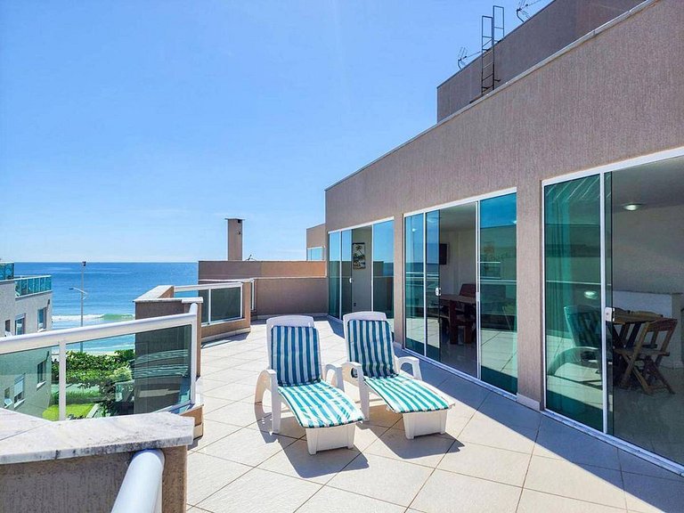 L098 | Cobertura duplex com jacuzzi e vista ao mar