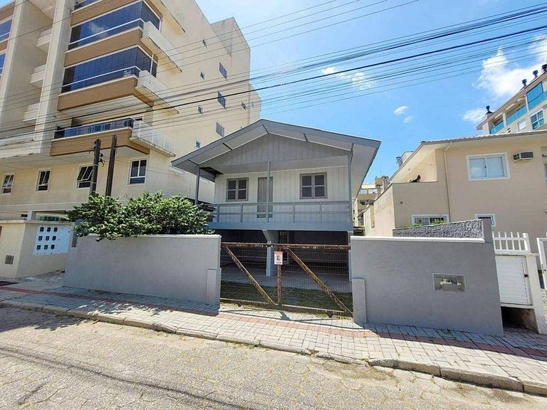 L105 | Casa espaçosa para 10 pessoas a 300m do mar