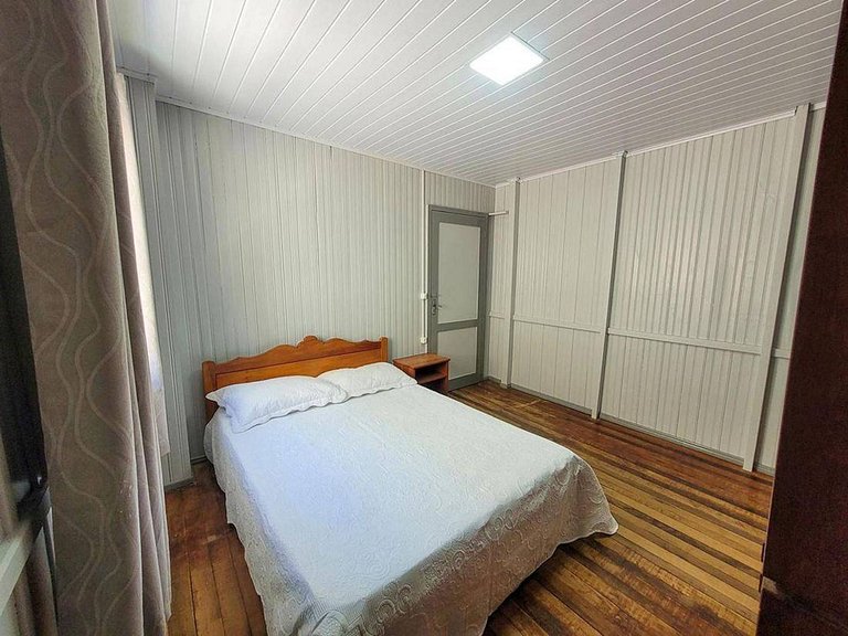 L105 | Casa espaçosa para 10 pessoas a 300m do mar