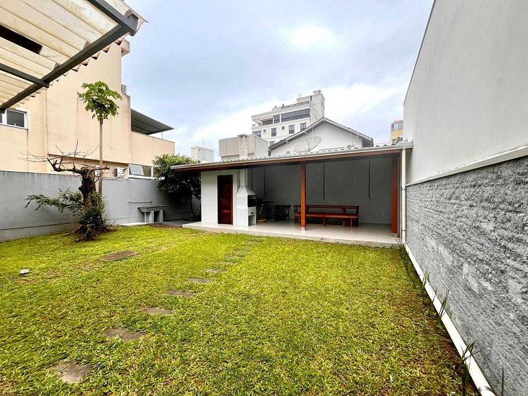 L105 | Casa espaçosa para 10 pessoas a 300m do mar
