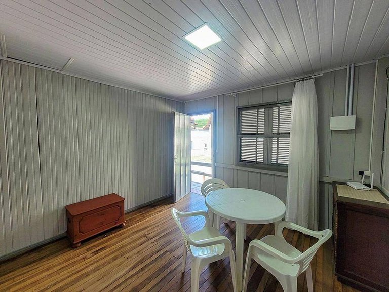 L105 | Casa espaçosa para 10 pessoas a 300m do mar