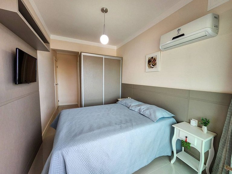 L107 | Apartamento com vista para o mar